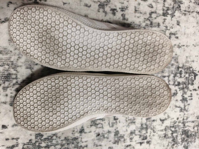 Adidas Gazelle Women's Size 5 - photo 5
