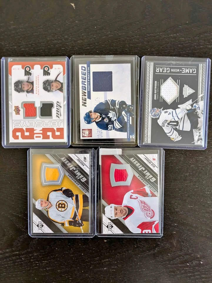 Mix Lot of Game Worn Jersey Cards