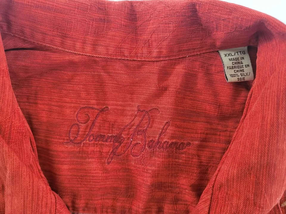 Tommy Bahama Red Hawaiian Shirt With Tan Leaf Print - photo 3