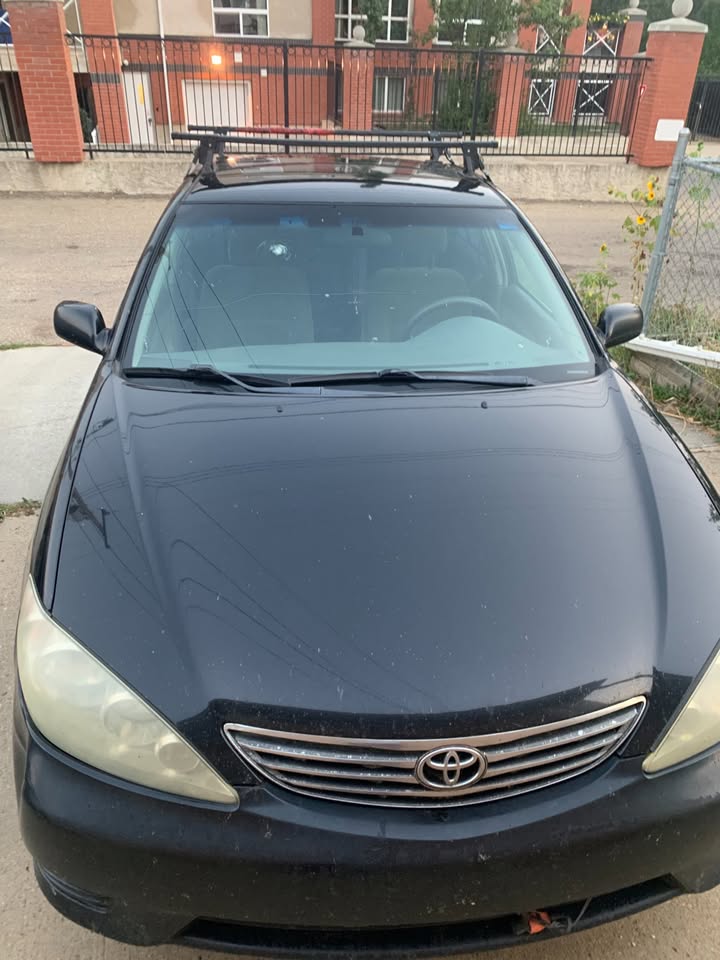 2005 Toyota Camry - photo 2