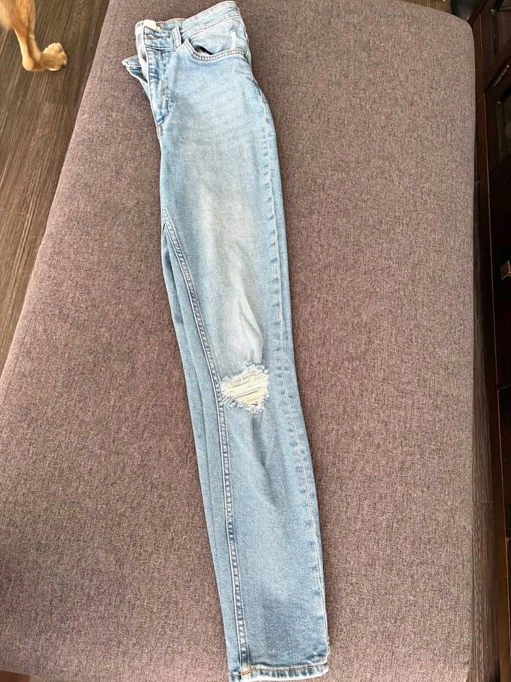 Size 6 H&M Jeans