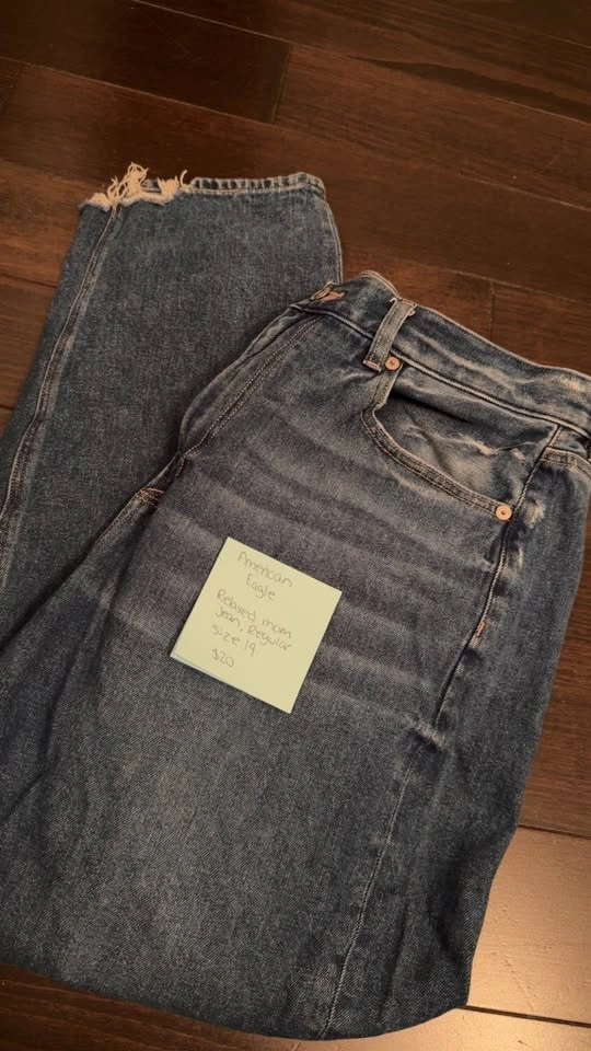 Women's Jeans - Size 12-14 - photo 3