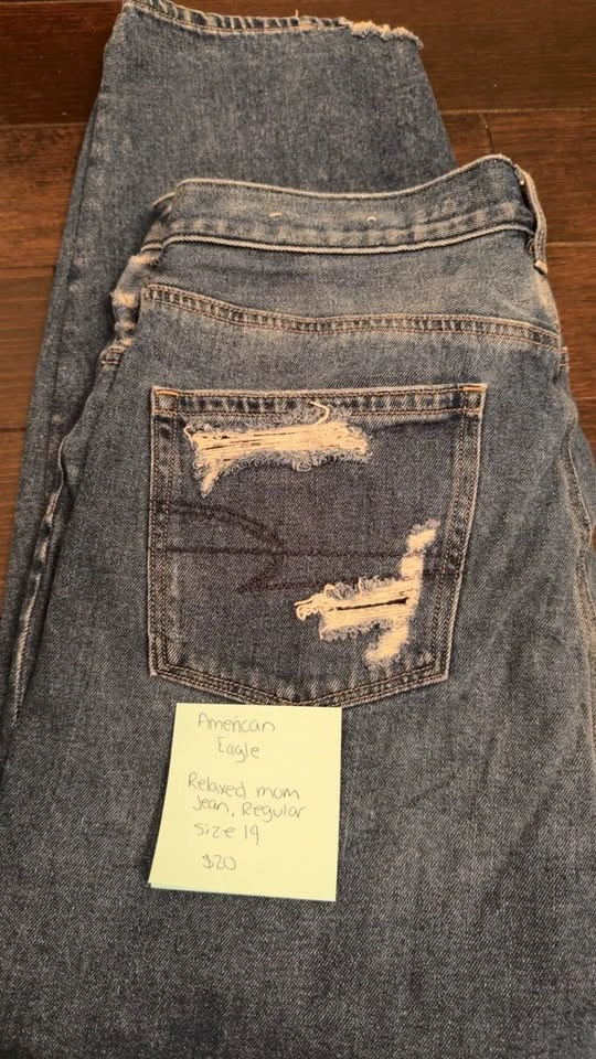Women's Jeans - Size 12-14 - photo 4