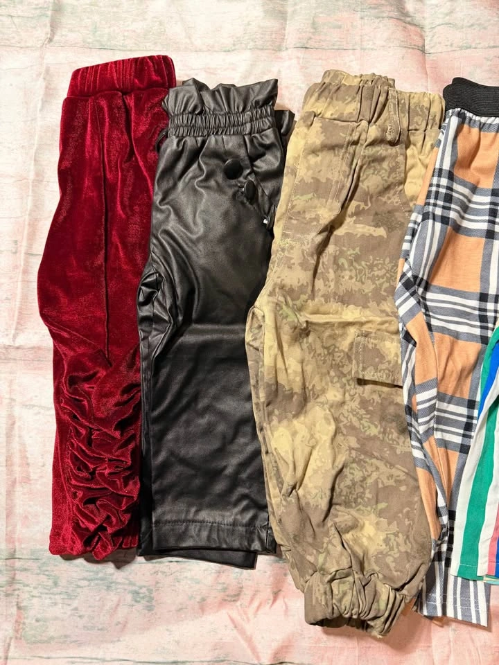 Lot of 5 Children's Pants Size 2 - photo 2