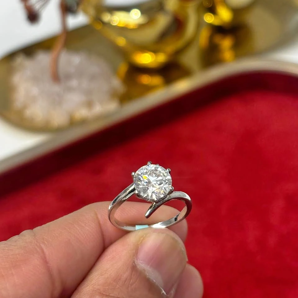 2.51 CT Round Lab-Grown Diamond Ring – IGI Certified