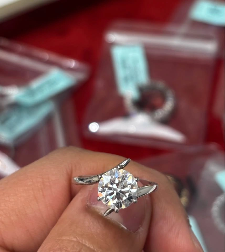 2.51 CT Round Lab-Grown Diamond Ring – IGI Certified - photo 2