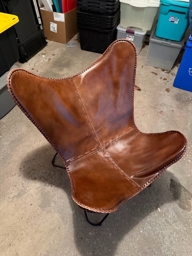 Leather Butterfly-style Chair