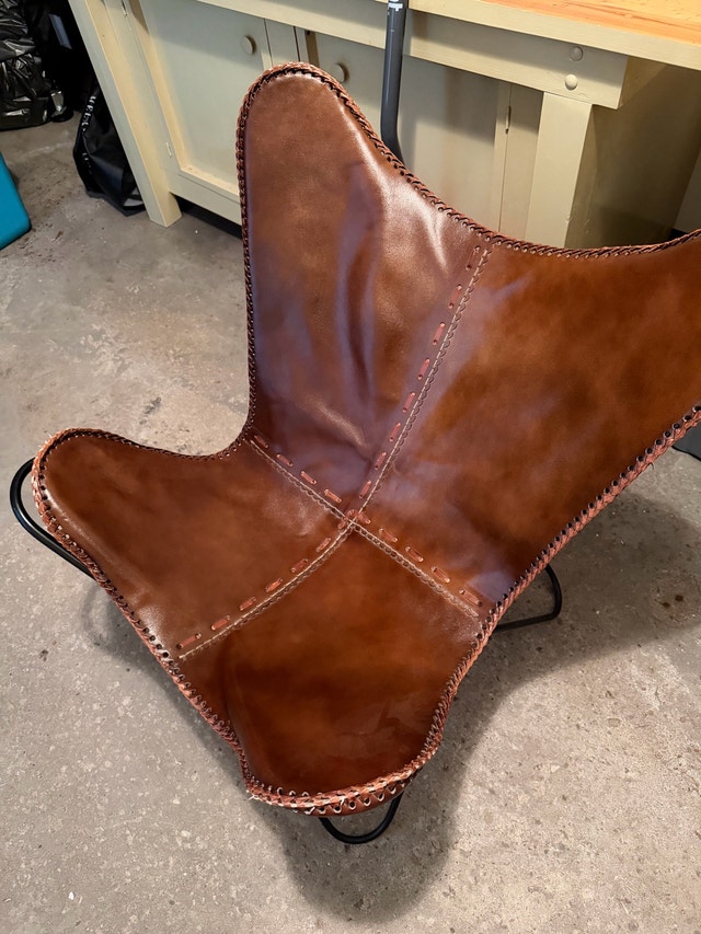 Leather Butterfly-style Chair - photo 2