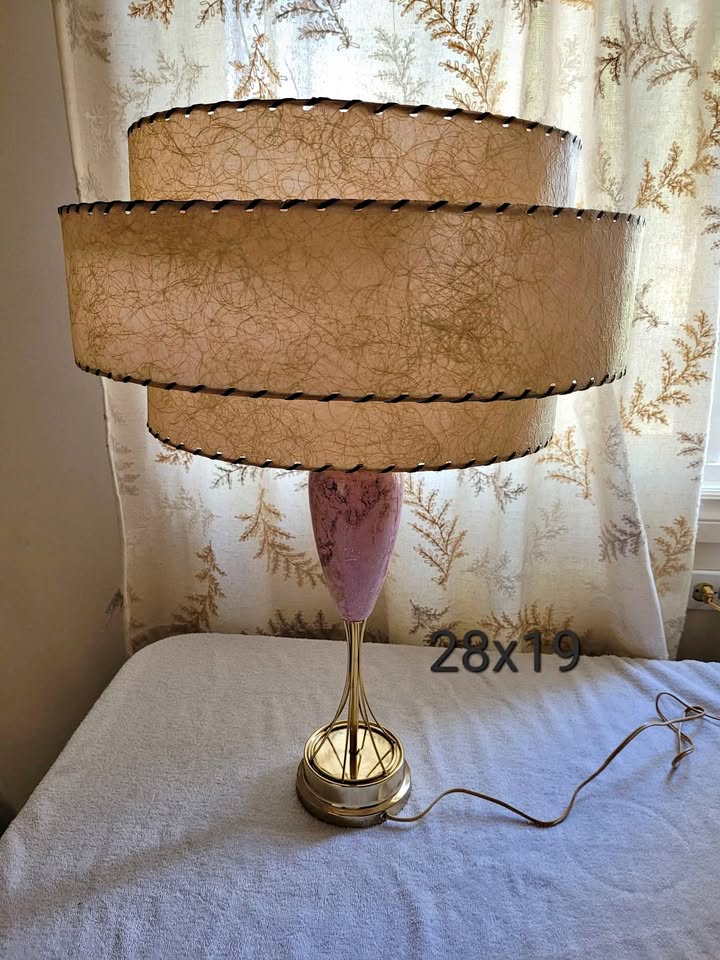 Vintage 1950s Lamp