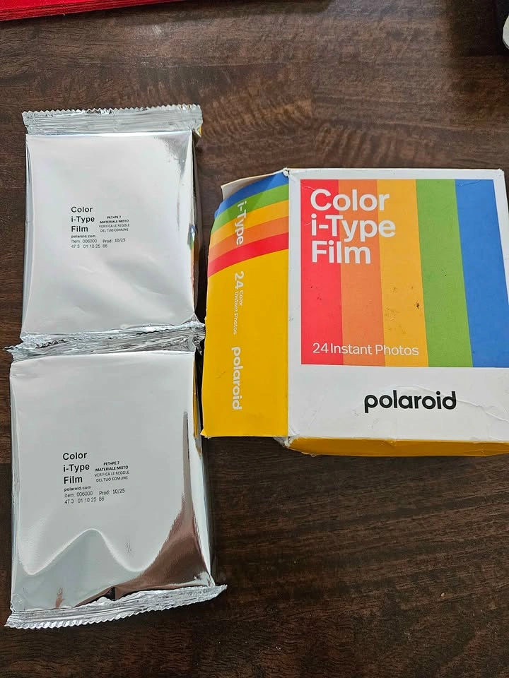 Polaroid i-Type Color Film - 16 Photos (2 Sealed Packs) - Fresh - photo 5