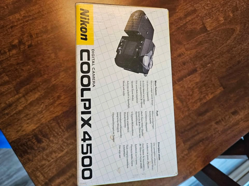 Vintage Nikon Coolpix 4500 Digital Camera - Original Box & Acces - photo 3