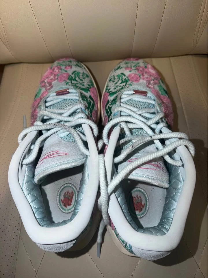 Lebron 21 Grandmas Couch - photo 3