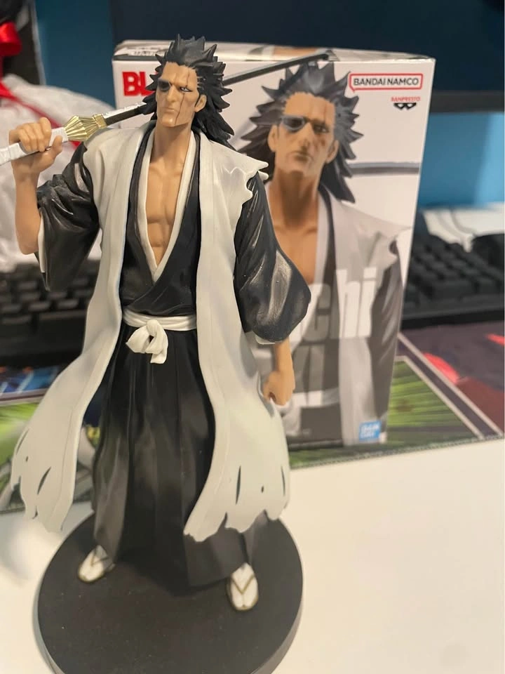 Anime Figures: Toji ($40) & Kenpachi (Sold) - photo 4