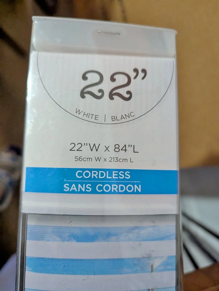 Hauz Cordless White Blind 22" W x 84" L - Brand New