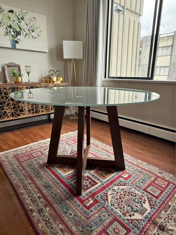 Structube Glass Top Dining Table (120 cm)