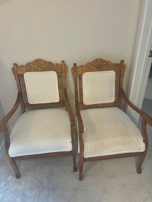 Set of 2 Vintage Accent Chairs