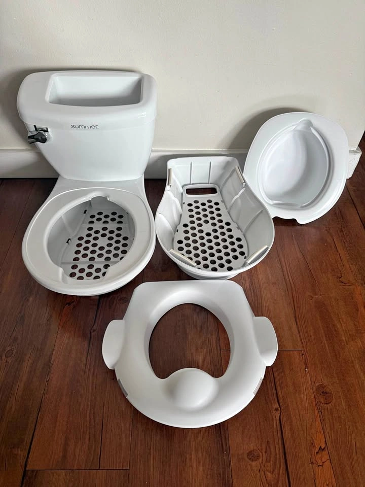 Summer Potty Pro with storage, removable potty topper
