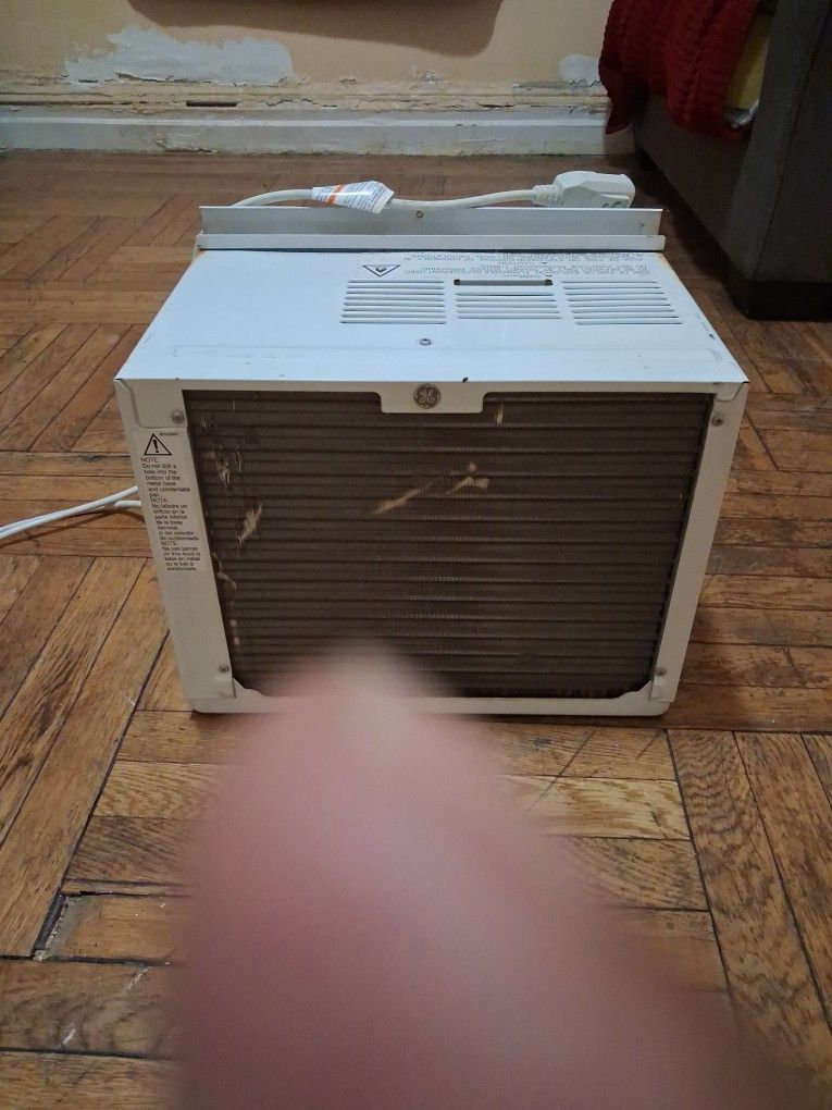 GE APPLIANCE AIR CONDITIONER