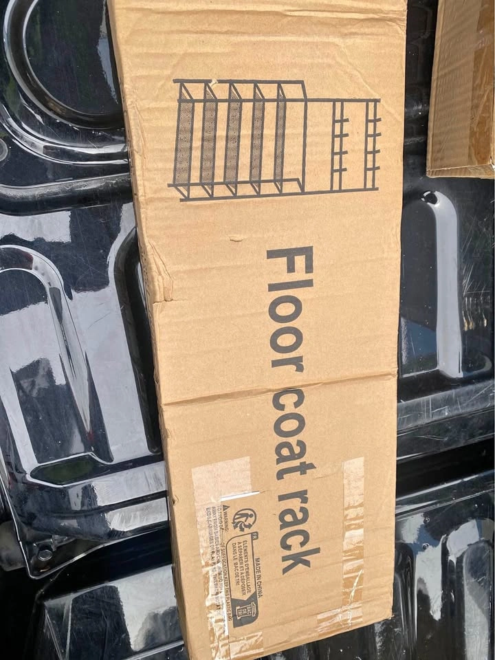 New free delivery Floor Coat & shoes Rack