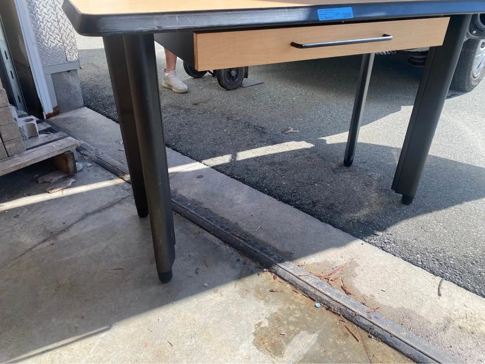 Free delivery Wood Top Desk with Drawer - photo 2