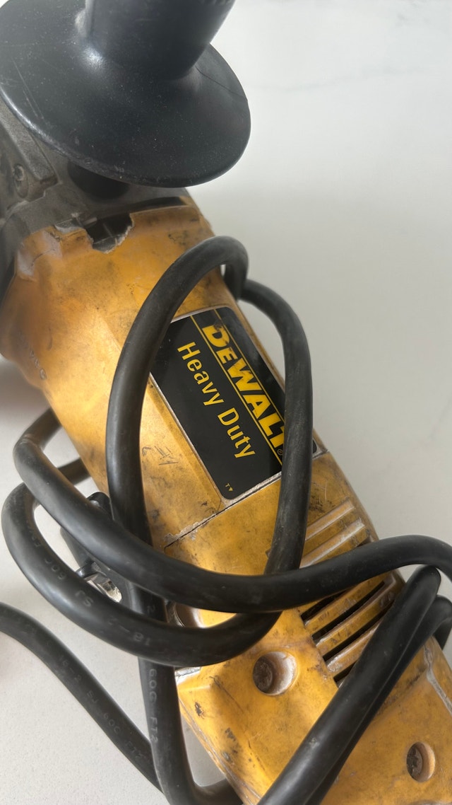 DeWALT 4 1/2” Angle Grinder - photo 2