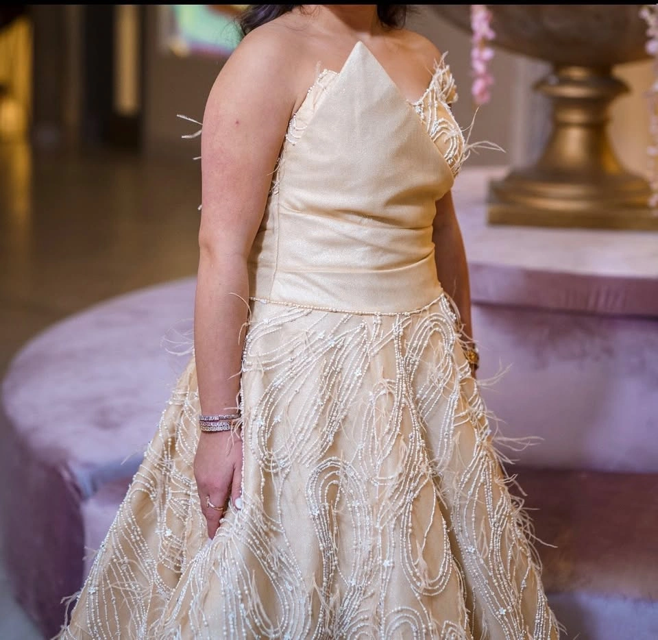 Custom Made Champagne Beaded Gown - Women Size 4 - photo 2