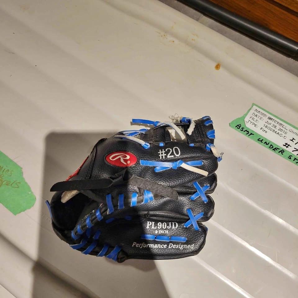EEUC 9 inch Josh Donaldson autograph glove