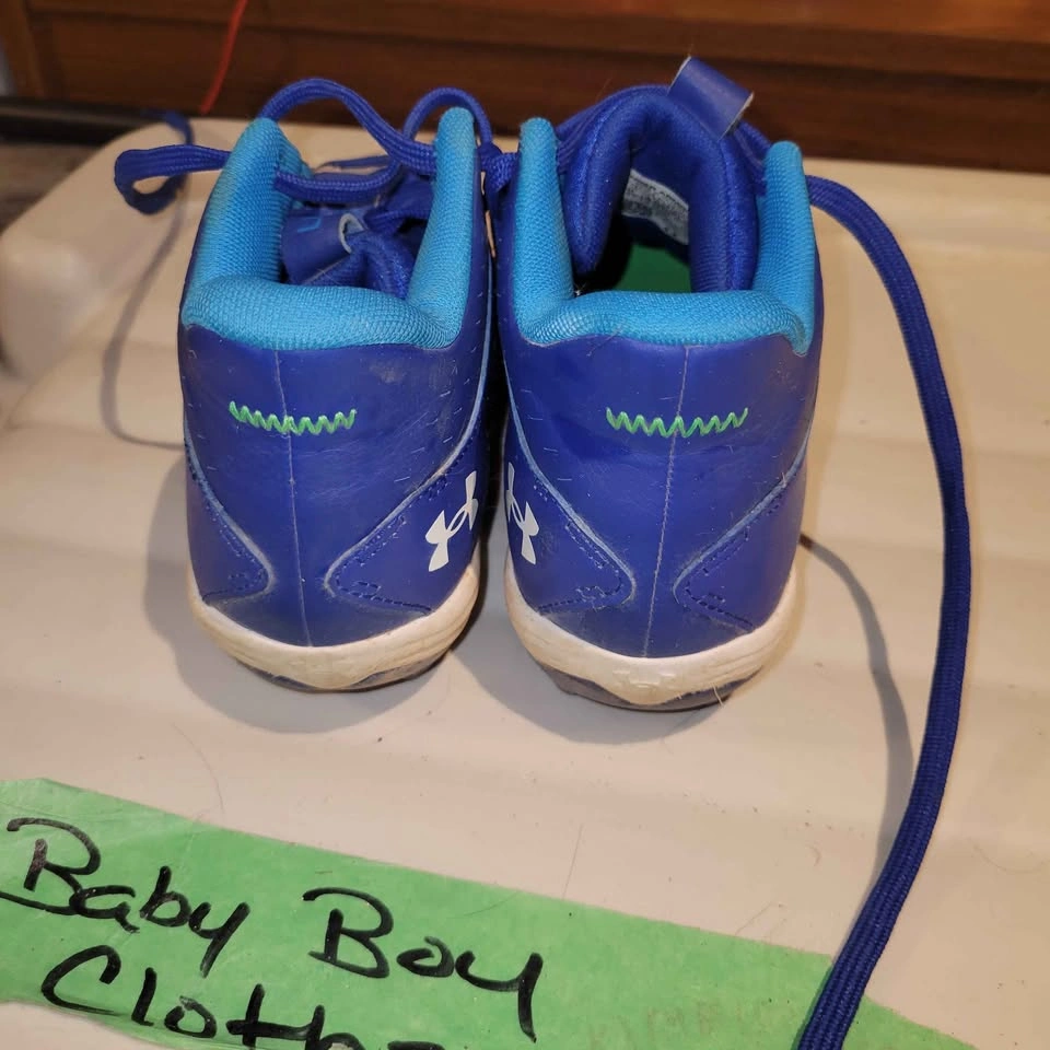 Sz 2.5 baseball cleats - photo 3