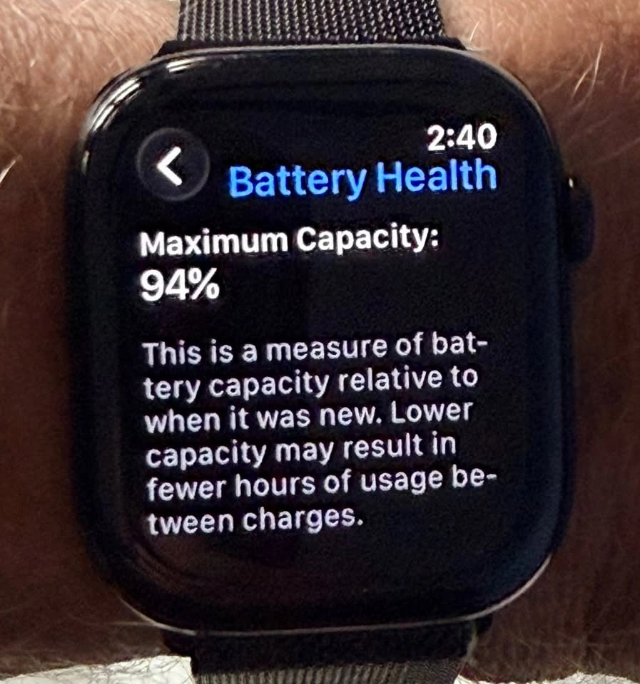 Jet Black 46mm Apple Watch Series 10 (GPS) - 94% Battery Health - photo 3
