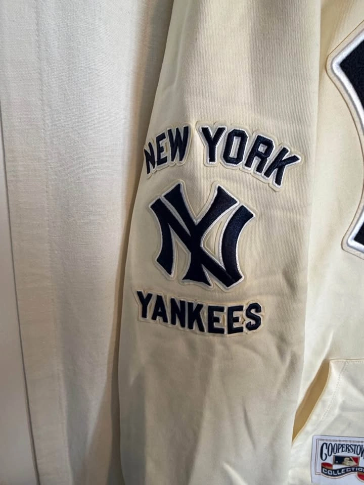 Pro Standard NY Yankees 1927 World Series Hoodie - 2XL - photo 4