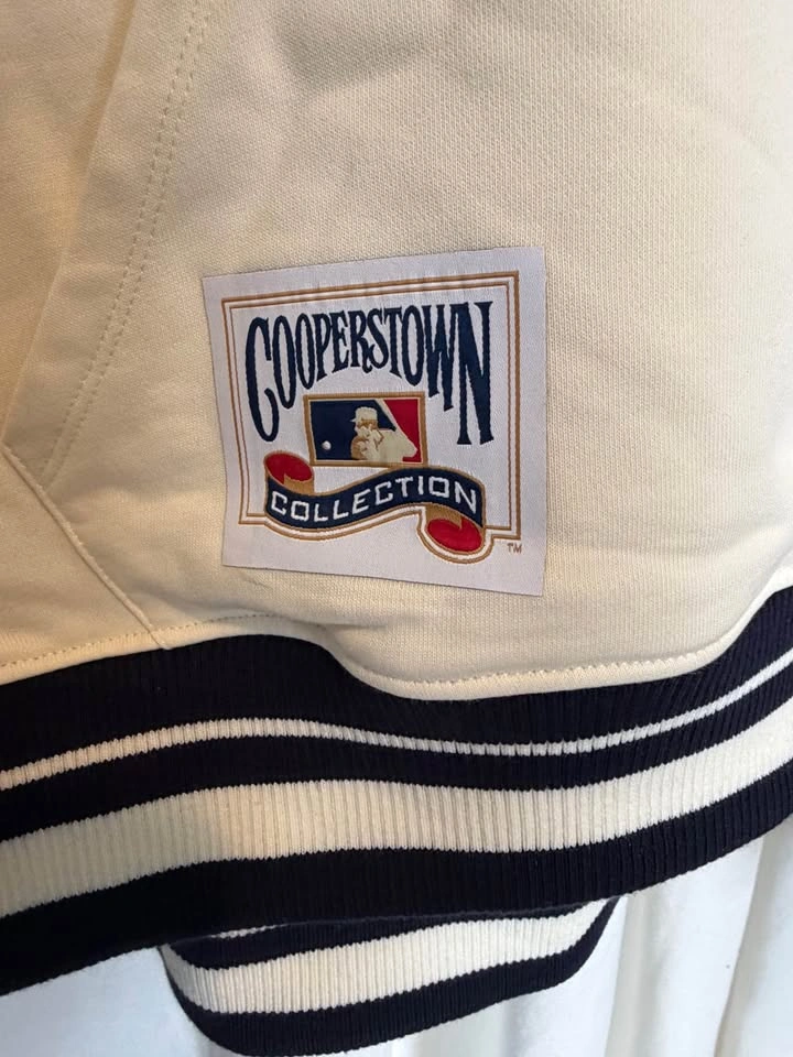 Pro Standard NY Yankees 1927 World Series Hoodie - 2XL - photo 5