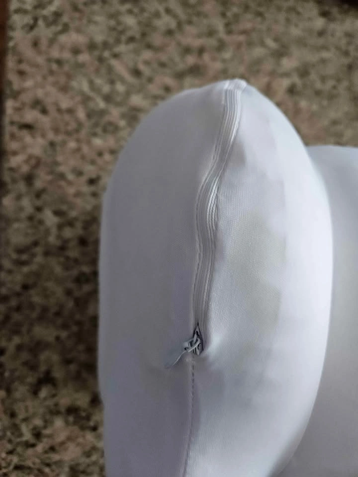 New White Pillow - photo 3