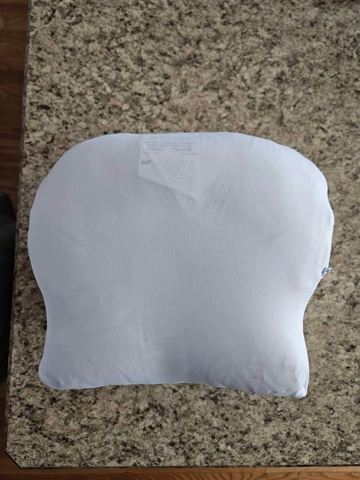 New White Pillow - photo 4