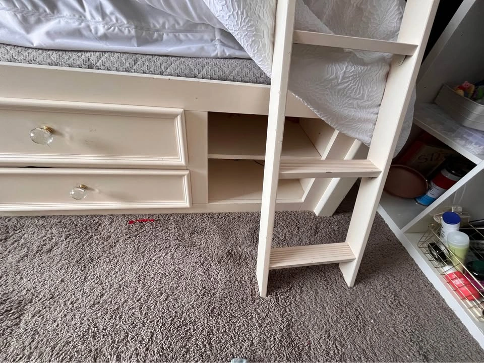 Bunk Bed - photo 2