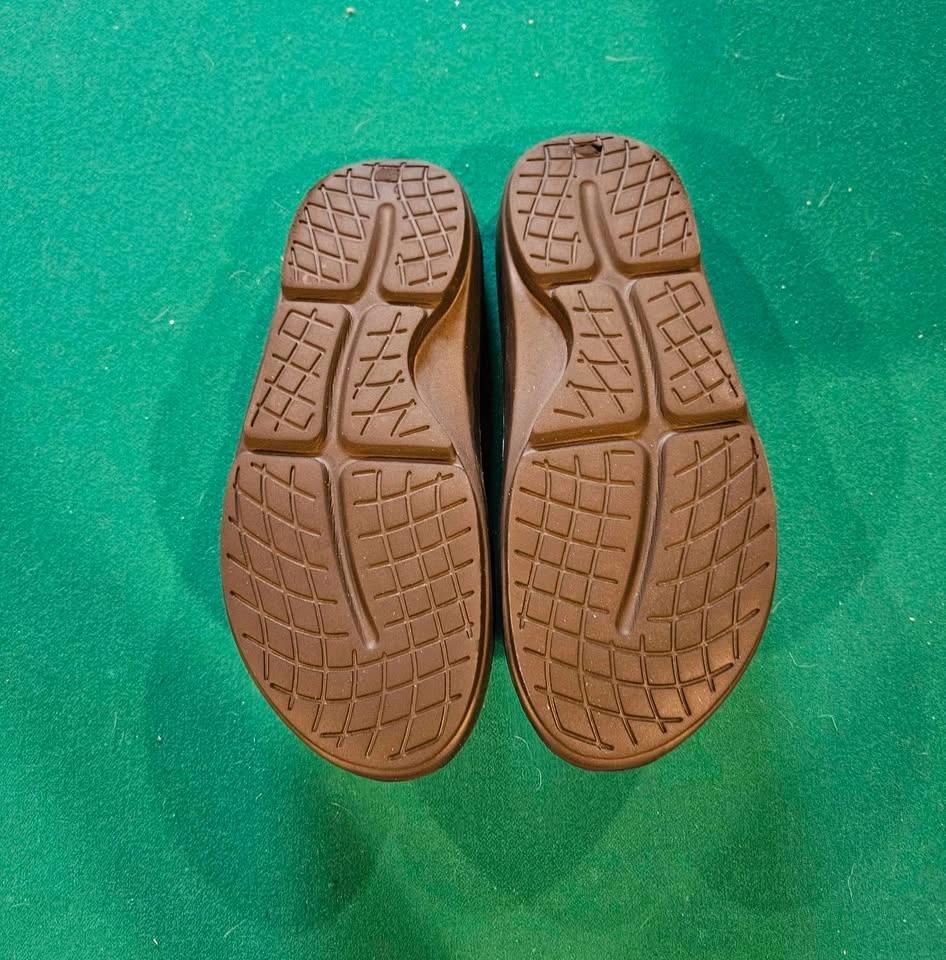 Fanture Sandals - Women's Size 9 - photo 2