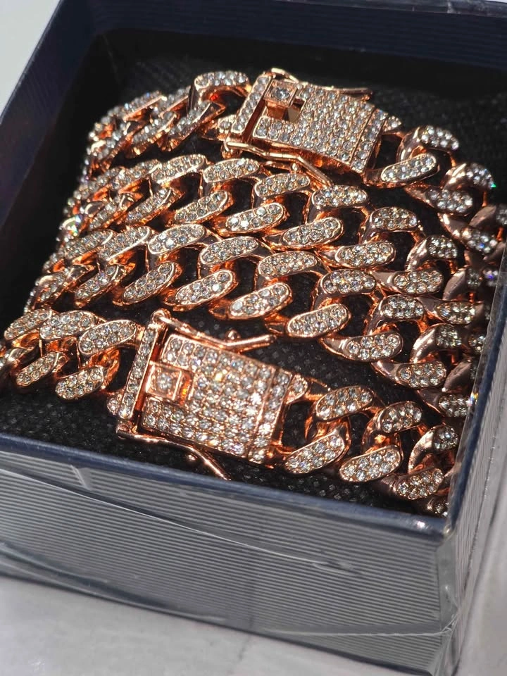 New ladies chain with bracelet and box - photo 2