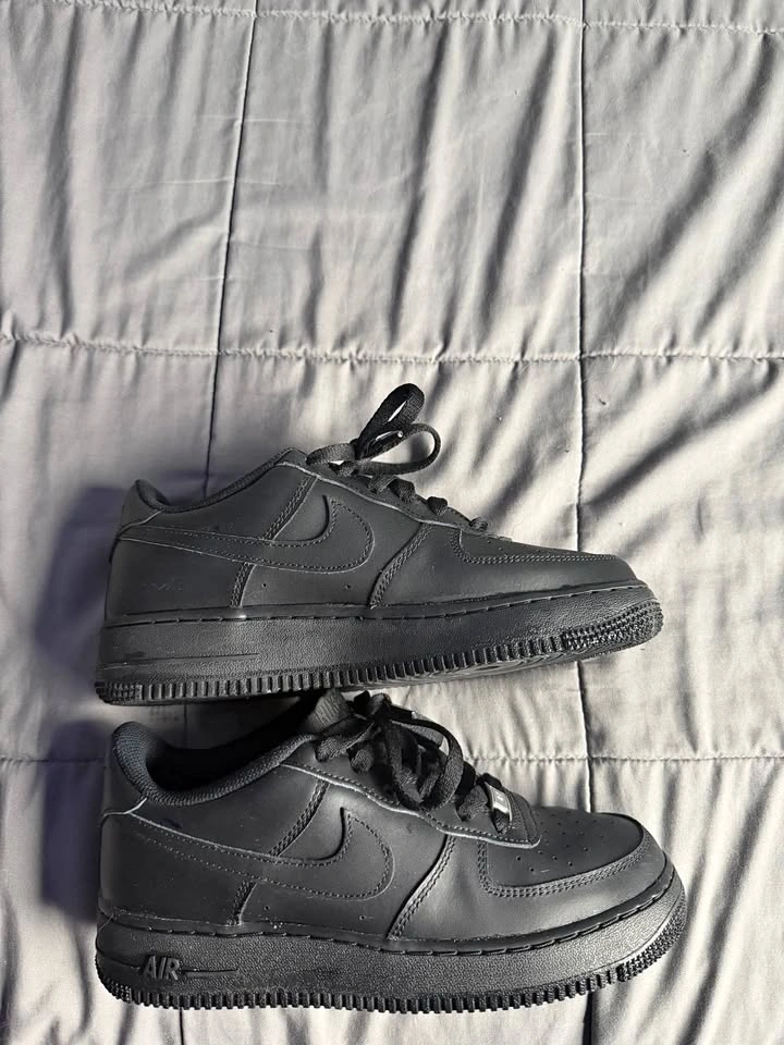 Nike Air Force 1 Kids Size 6.5