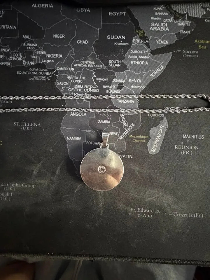 OFFICIAL PSG PENDANT - photo 4