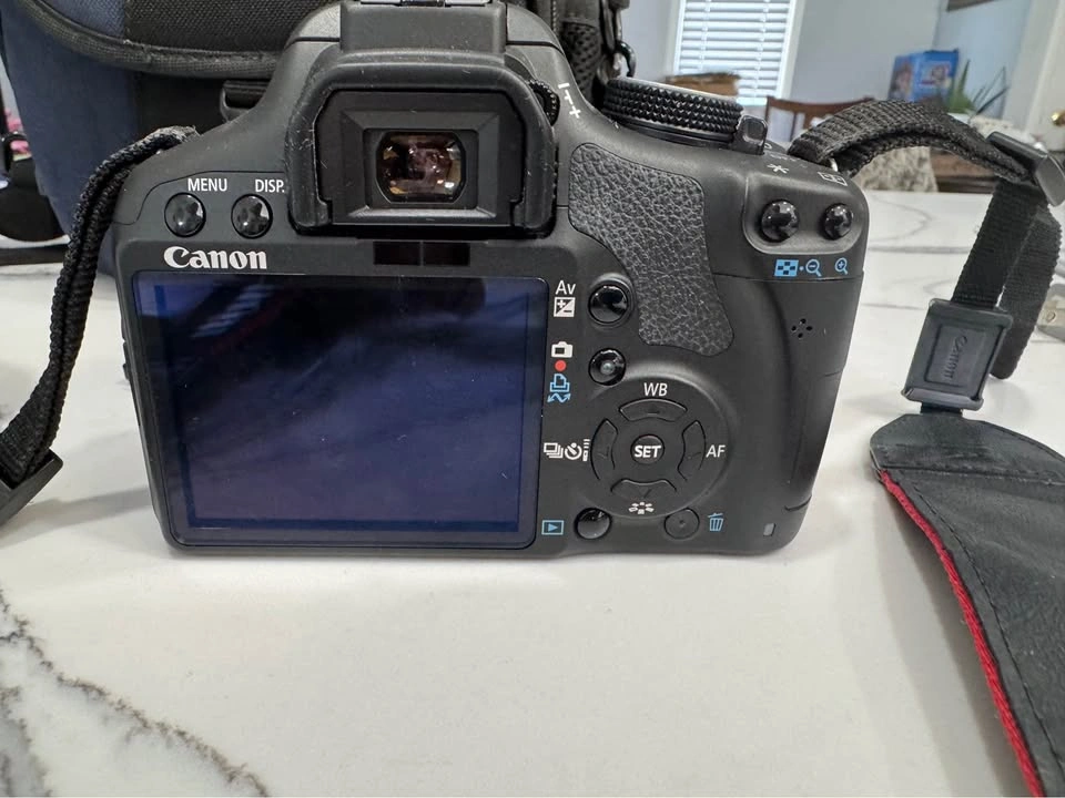 Canon Rebel T1i DSLR Camera with Sigma 70-210mm Lens - photo 3