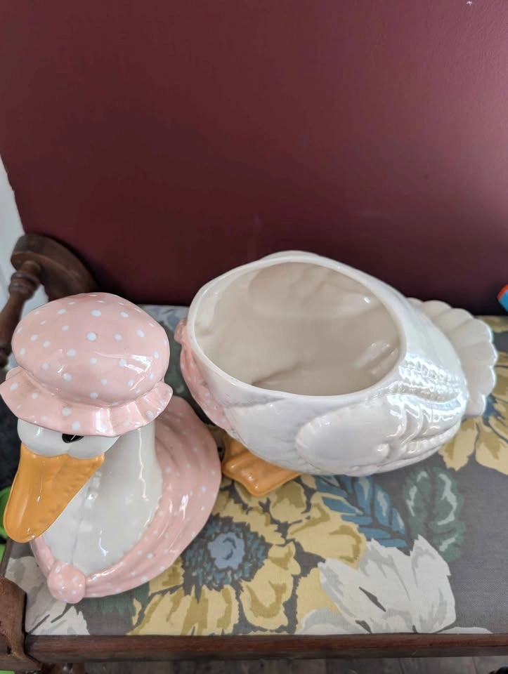Large Ceramic Goose Cookie Jar pink polka dot bonnet - photo 3