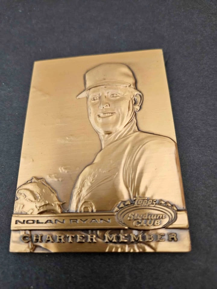 Nolan Ryan HOF • 1991 Stadium Club Charter Member Medallion