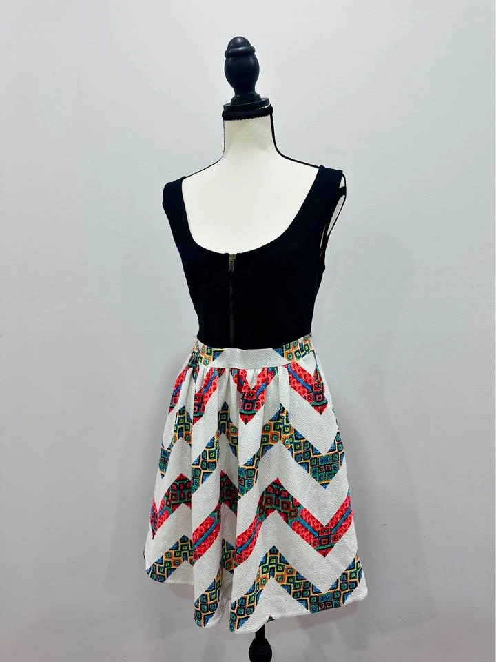 EUC MAEVE Anthropologie Tank Bodice Dress White Chevron Skirt Si