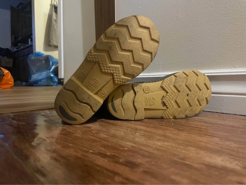 Little kid rain boots - photo 2