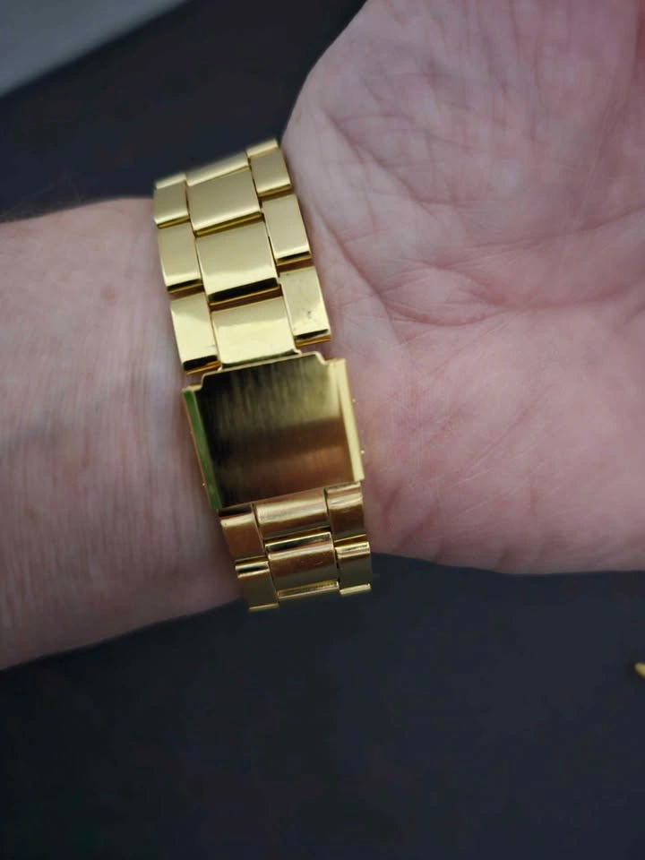 4pc Gold Tone Watch & Jewelry Set - Ring Size 11 - photo 4
