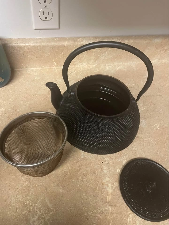 Black Cast Iron Teapot with Infuser - photo 2
