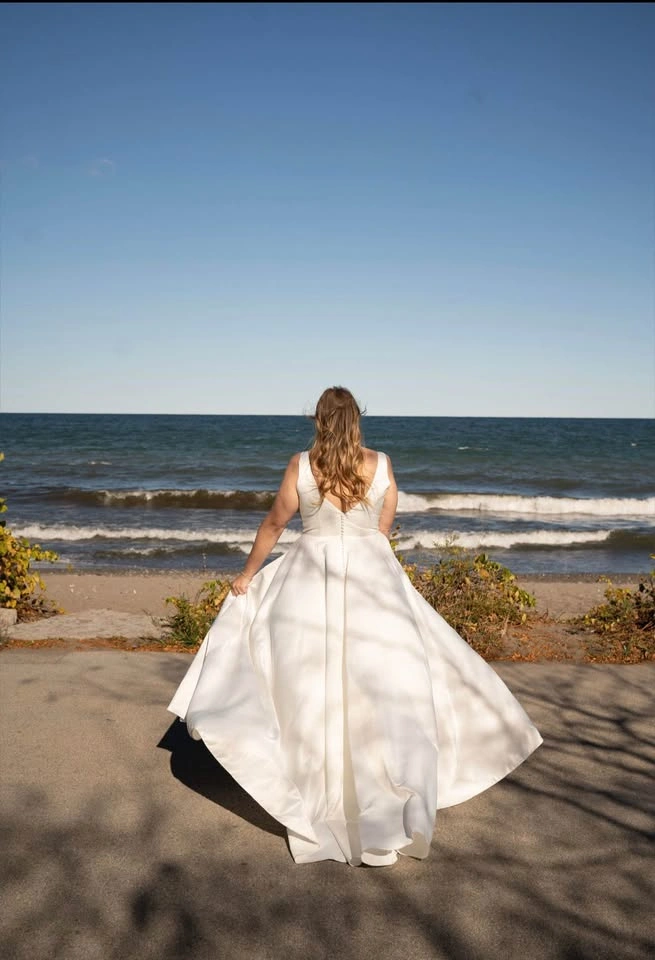 Minimalist Satin A-Line Wedding Dress – Size 20– Worn Once - photo 2