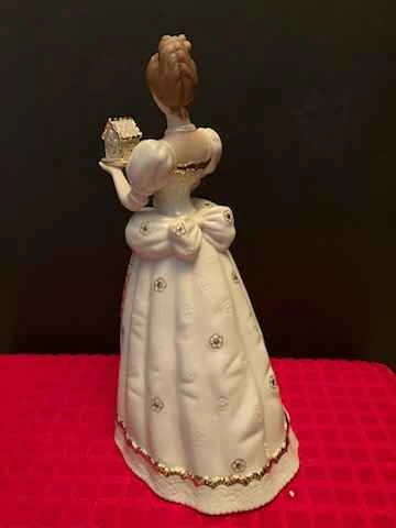 New Lenox 2004 Sweet Christmas Delight Figurine - photo 5
