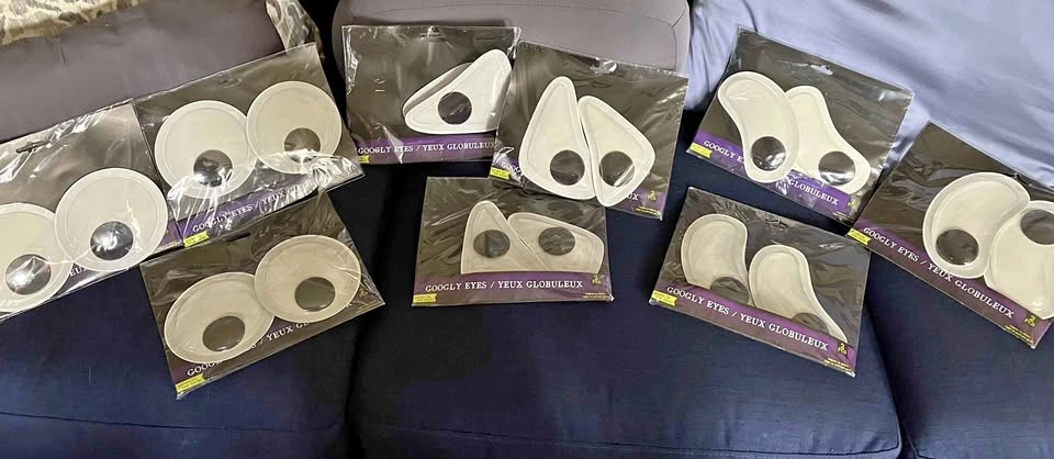 New 9 Packs Glow in the Dark Googly Eyes - $10