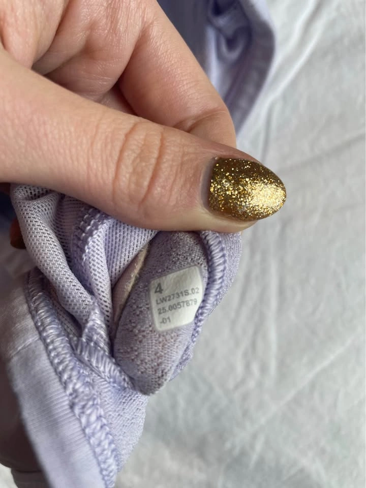 Lululemon Free to Be Bra (Wild) Size 4 - photo 5