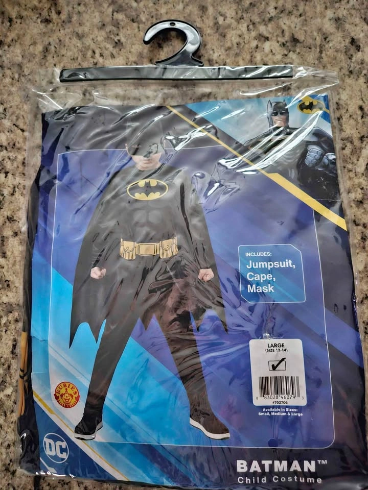 Boys Batman Costume | Kids Superhero Jumpsuit with Cape, Belt, M
